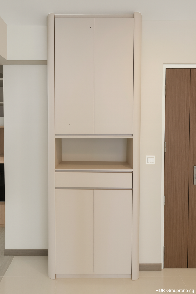 317A Sun Sails shoe cabinet 3