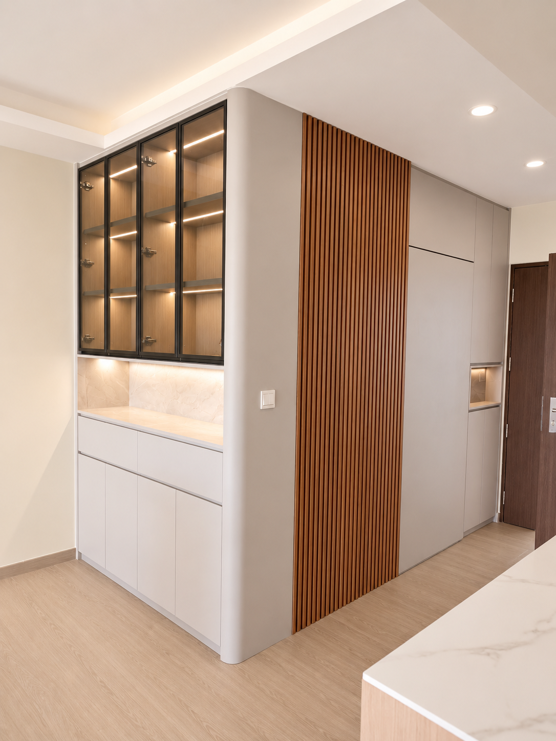 Living display cabinet around shelter